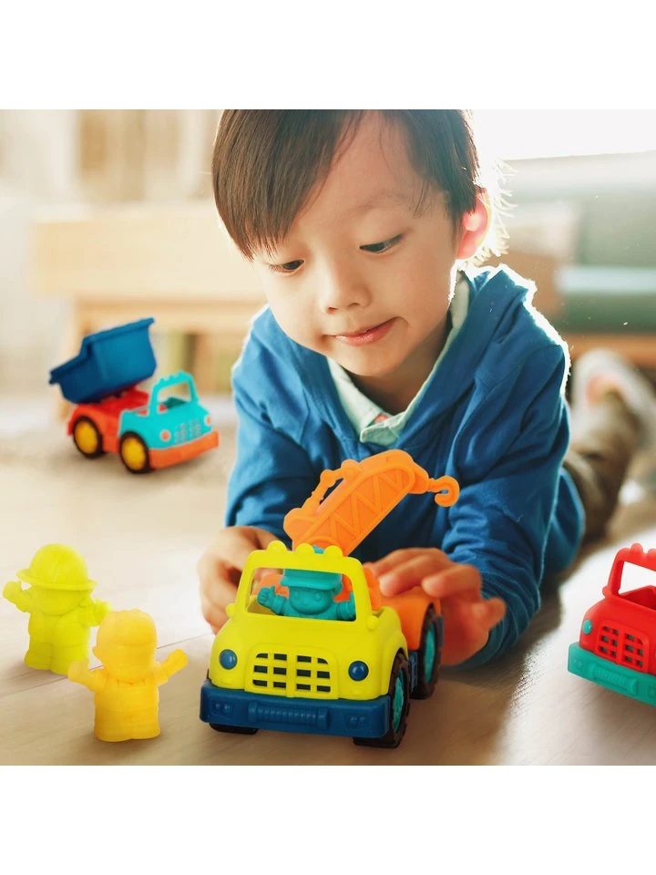 happy-cruisers-zestaw-3-samochodow-budowlanych-z-figurkami-kierowcow-b-toys-3