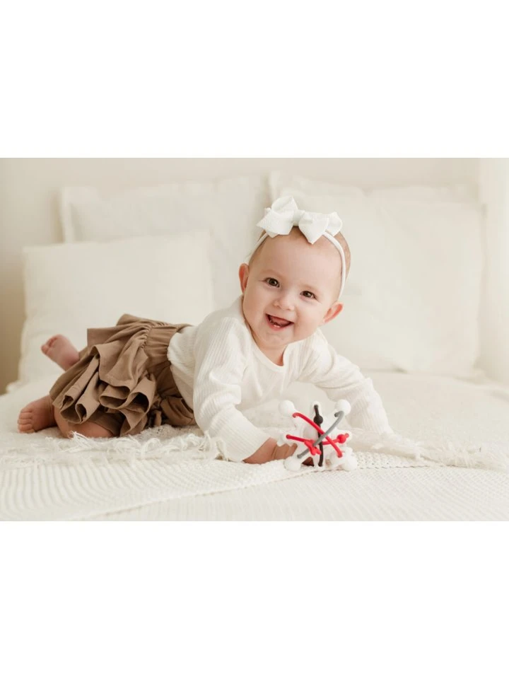 grzechotka-kontrastowa-kosmos-giligums-4