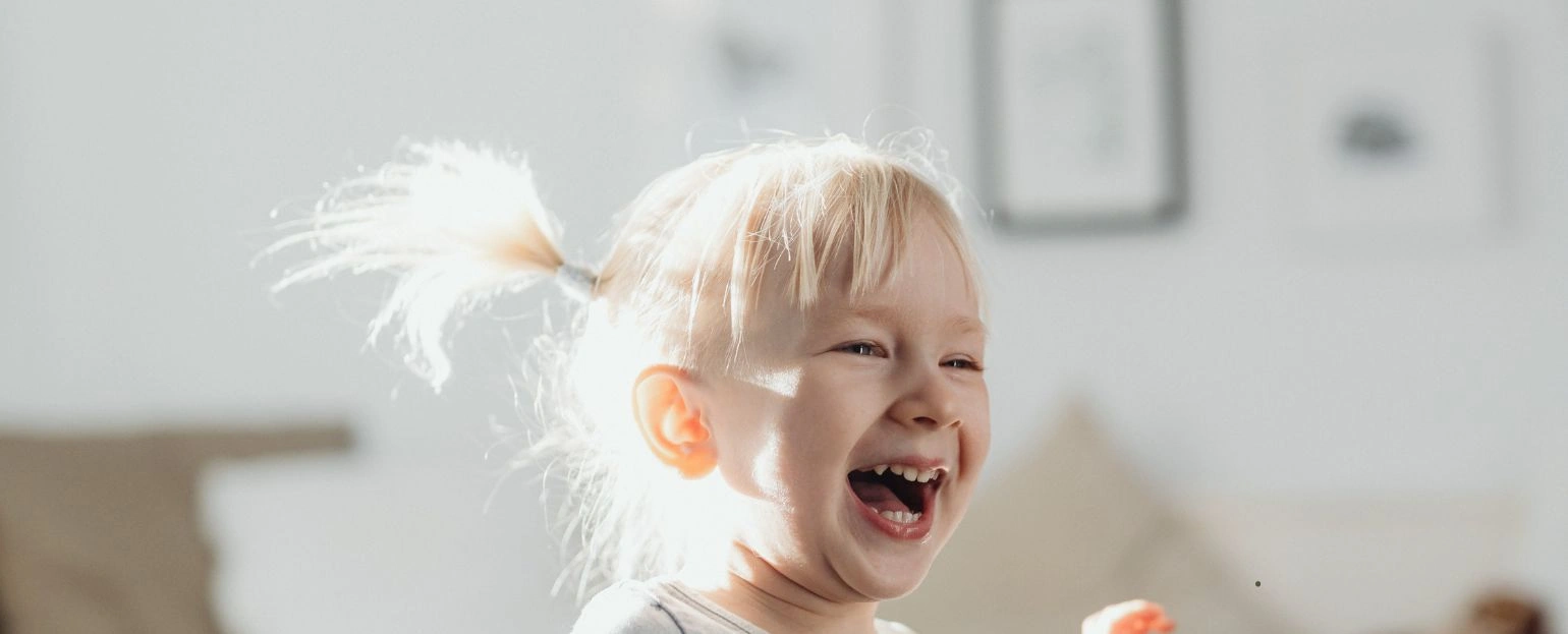 Blog-banner-kiedy-dziecko-zaczyna-rozumiec-emocje-innych