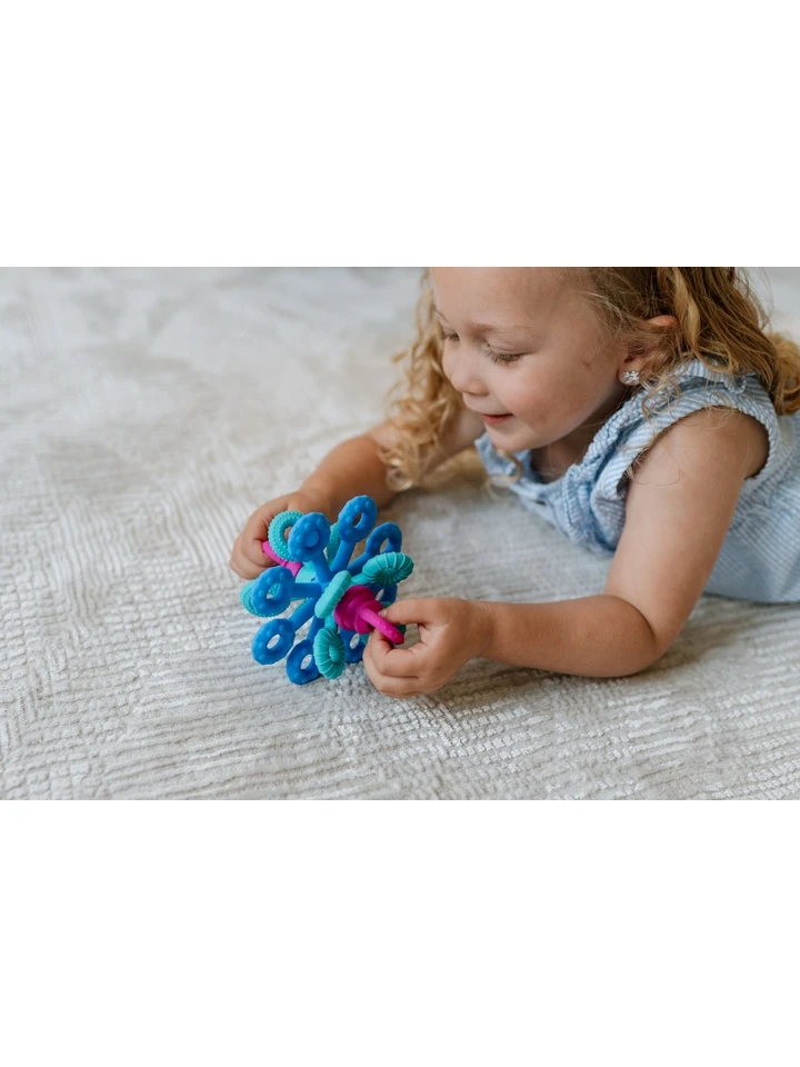 okee-gwiazdka-okee-zabawka-sensoryczna-mobi-6