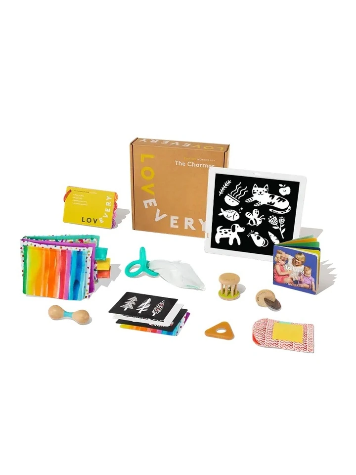 zestaw-the-charmer-play-kit-lovevery-1