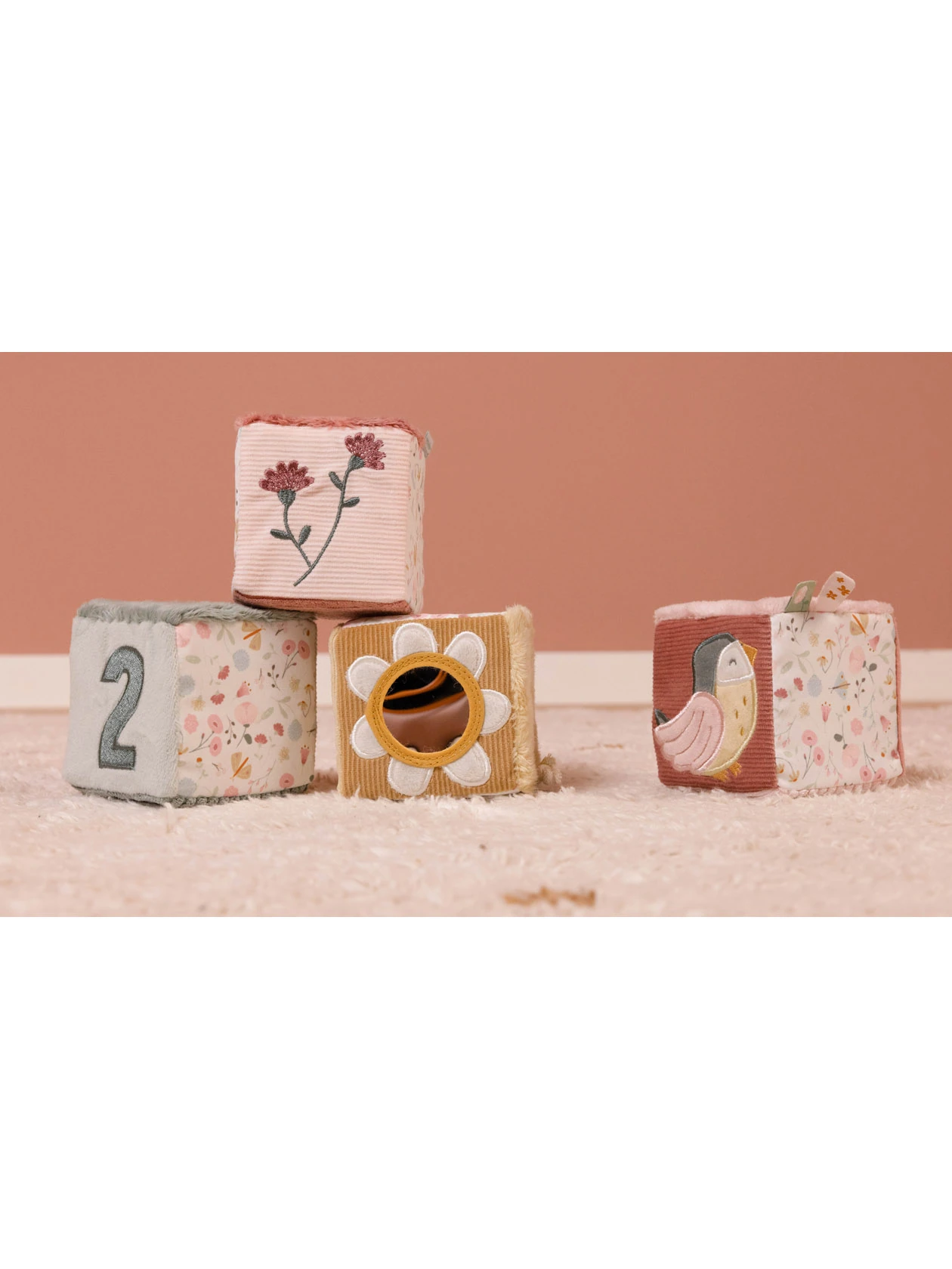 miekkie-kostki-sensoryczne-flowers-butterflies-little-dutch-zabawa-2