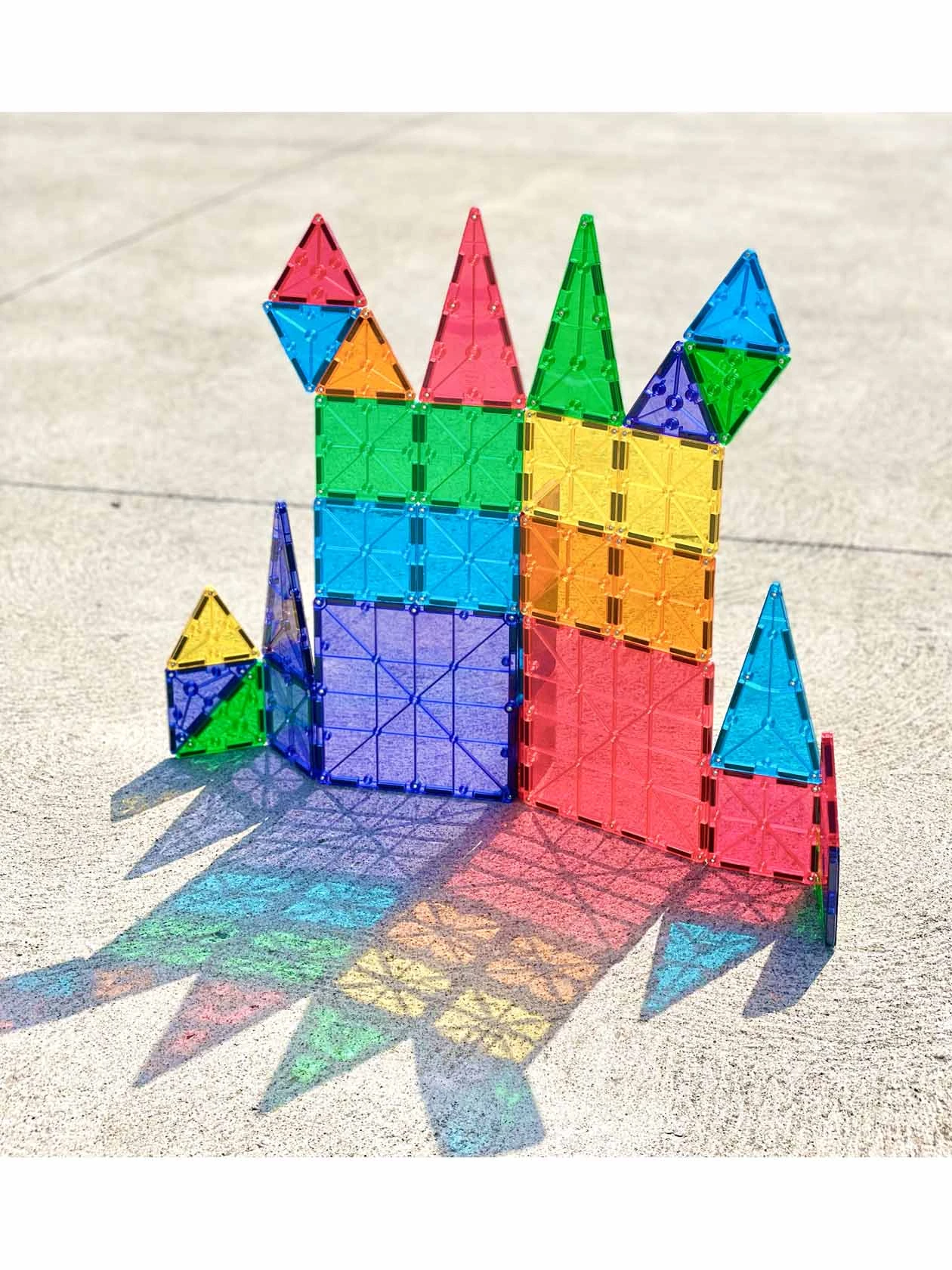 klocki-magnetyczne-classic-32-el-magna-tiles-przyklad-2