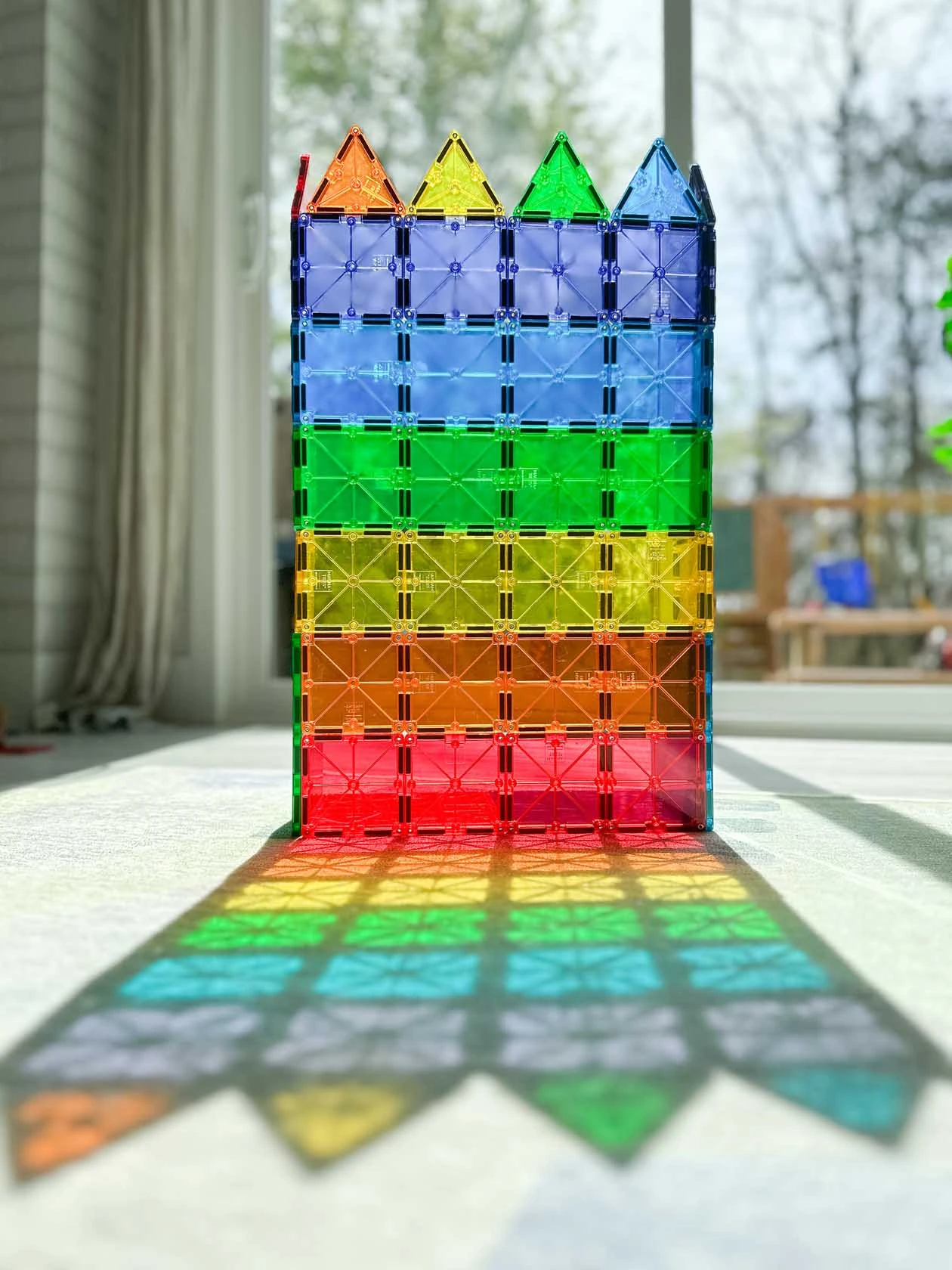 klocki-magnetyczne-classic-100-el-magna-tiles-zabawa-3