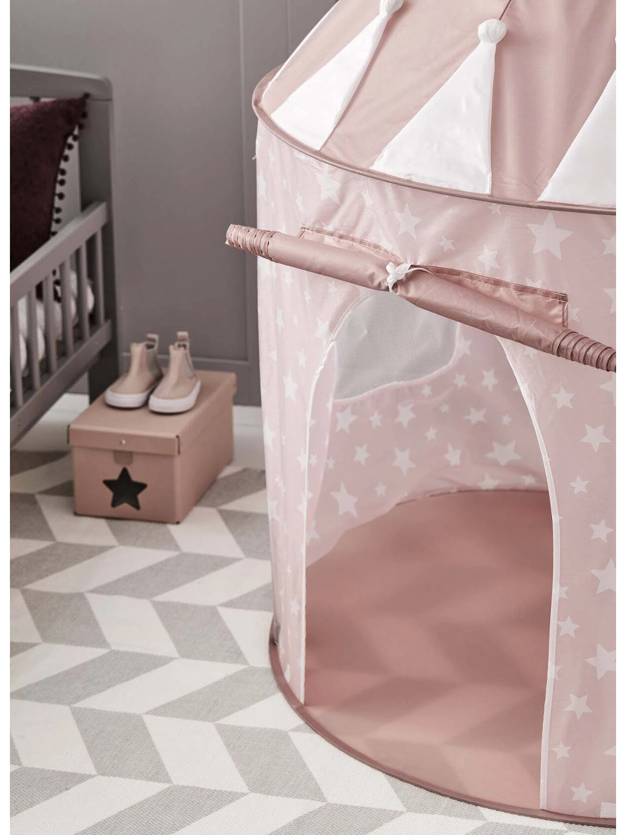 namiot-do-zabawy-pink-star-kids-concept-lifestyle