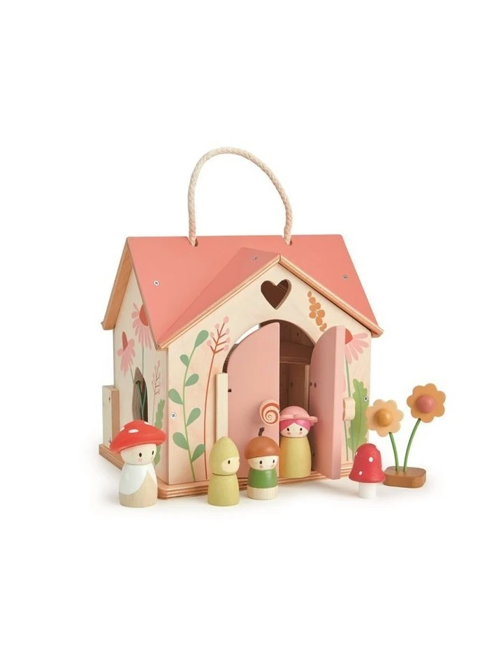 przenosny-lesny-domek-z-wyposazeniem-i-laleczkami-tender-leaf-toys-2